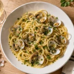 Coque aux pates : spaghettis aux coques, jus filtré, persil