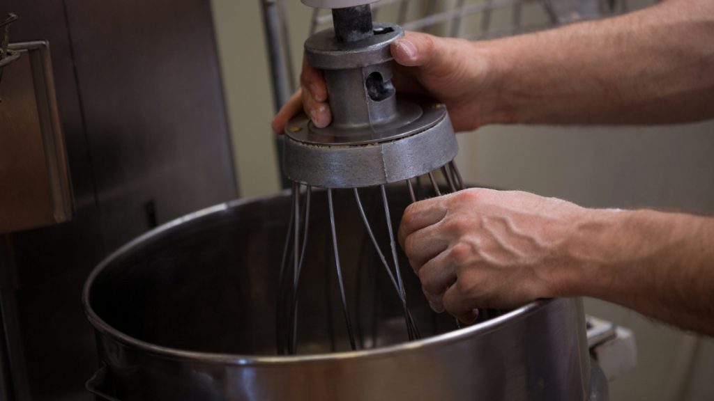 Comment choisir un pétrin professionnel pour une boulangerie ou une pizzeria ?